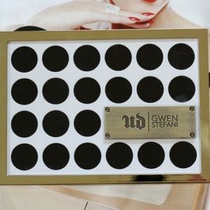 Urban Decay x Gwen Stefani Eyeshadow palette